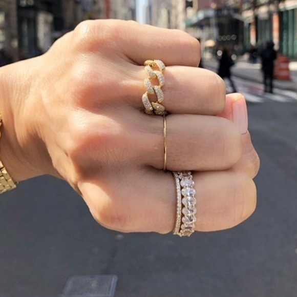 Oval Swarovski eternity band ring - Picture 7 of 8